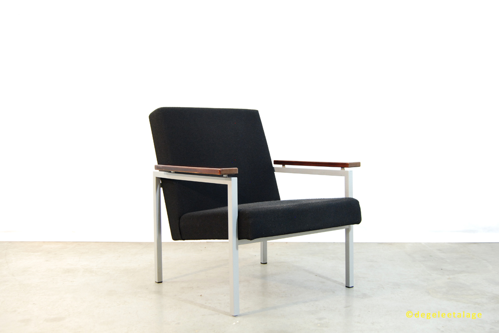 in plaats daarvan uitzending achterzijde SALE / Vintage design fauteuil / Gijs van der Sluis / jaren 60 / Dutch  design | DE GELE ETALAGE