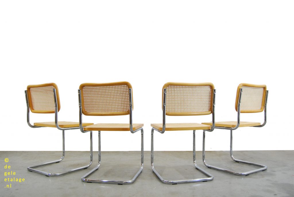 schoonmaken onhandig Terugspoelen Set van 4 vintage Cesca design stoelen / Marcel Breuer / Italy | DE GELE  ETALAGE